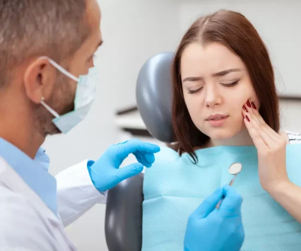 How Can One Avoid A Dental Emergency?